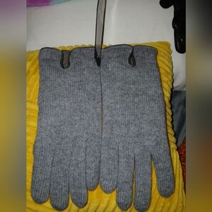 NWT Wool Gloves & Cashmere Lined Size S/M